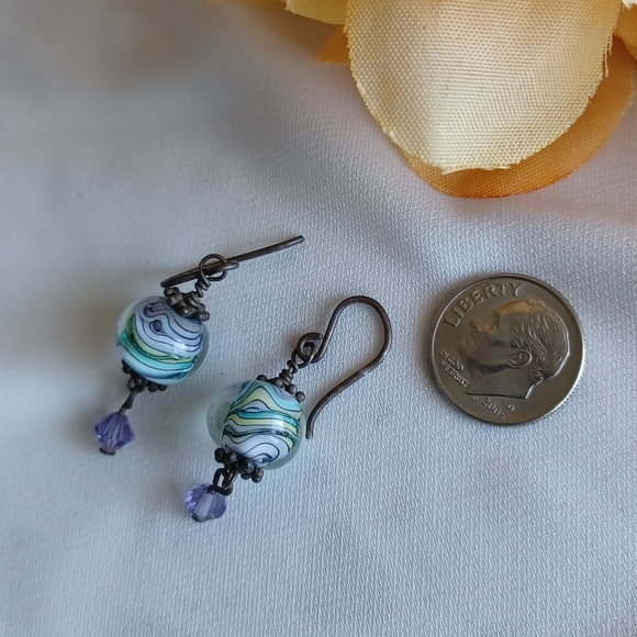 Vintage Glass Spun Earrings. - Picture 7 of 7